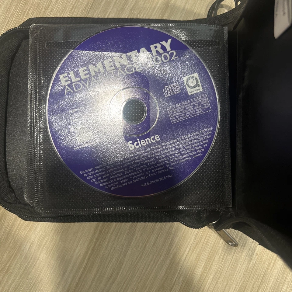 Lote de juegos PC surtidos Foto 2 de 4