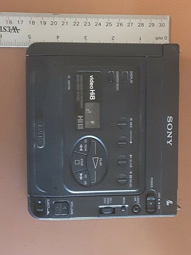 Sony EVO-250 Video Hi8 Kassettenrecorder 3-50-114-02 - Bild 2 von 5