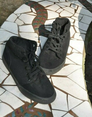  Fila High Top Black Canvas Lace Up Sneakers size 8.5, Mens