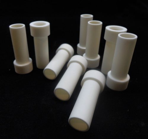 PAIR OF ISO PRESSED HIGH ALUMINA STEPPED BUSHING INSULATORS No.: 219 - Picture 6 of 10