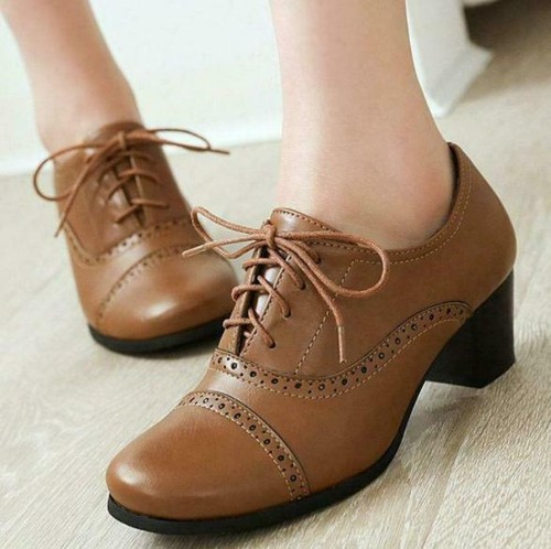 Women's Retro Brogue Chunky Heel Shoes 