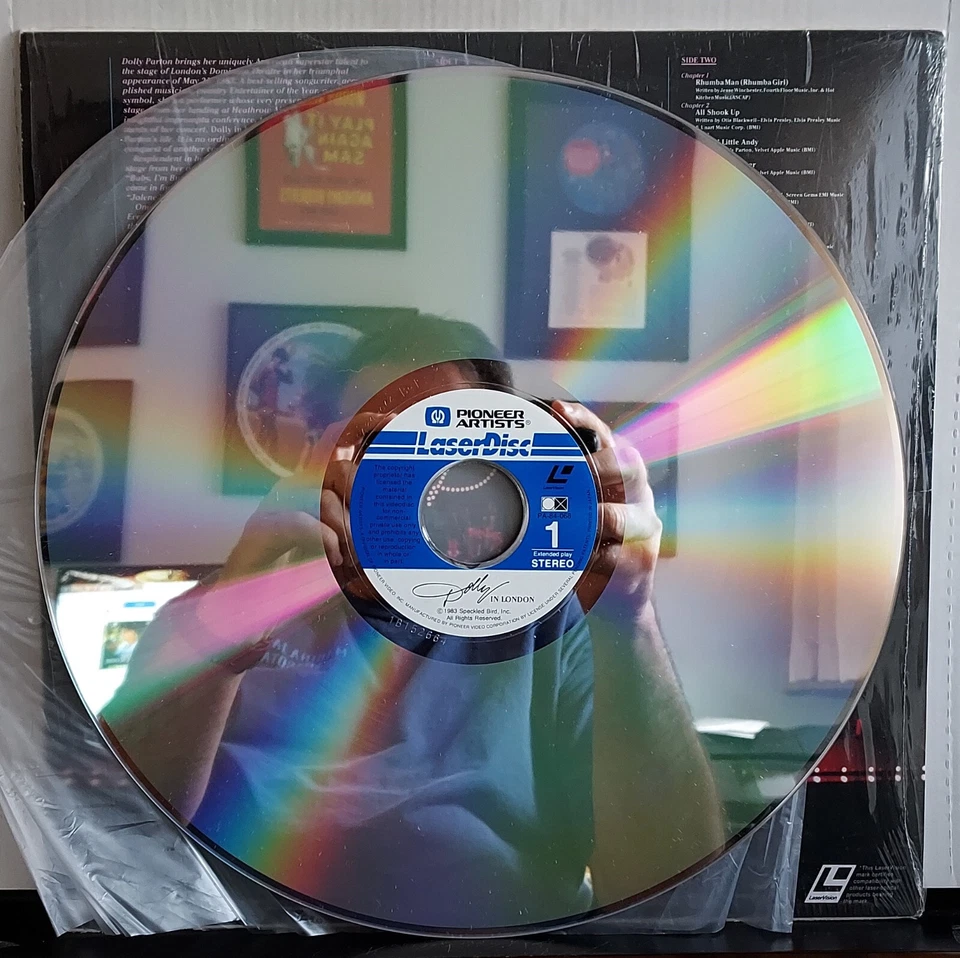 Dolly Parton: Dolly in London (1984) Laserdisc - Image 3 of 4