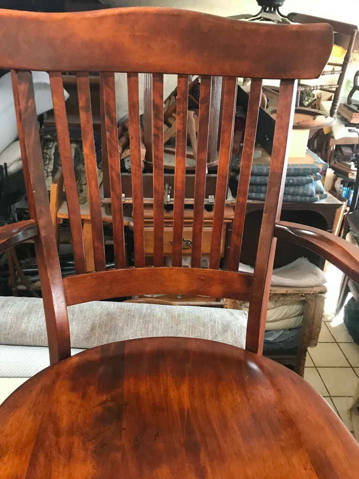 Silla/sillón de escritorio de caoba Nichols & Stone (RP) Foto 2 de 4