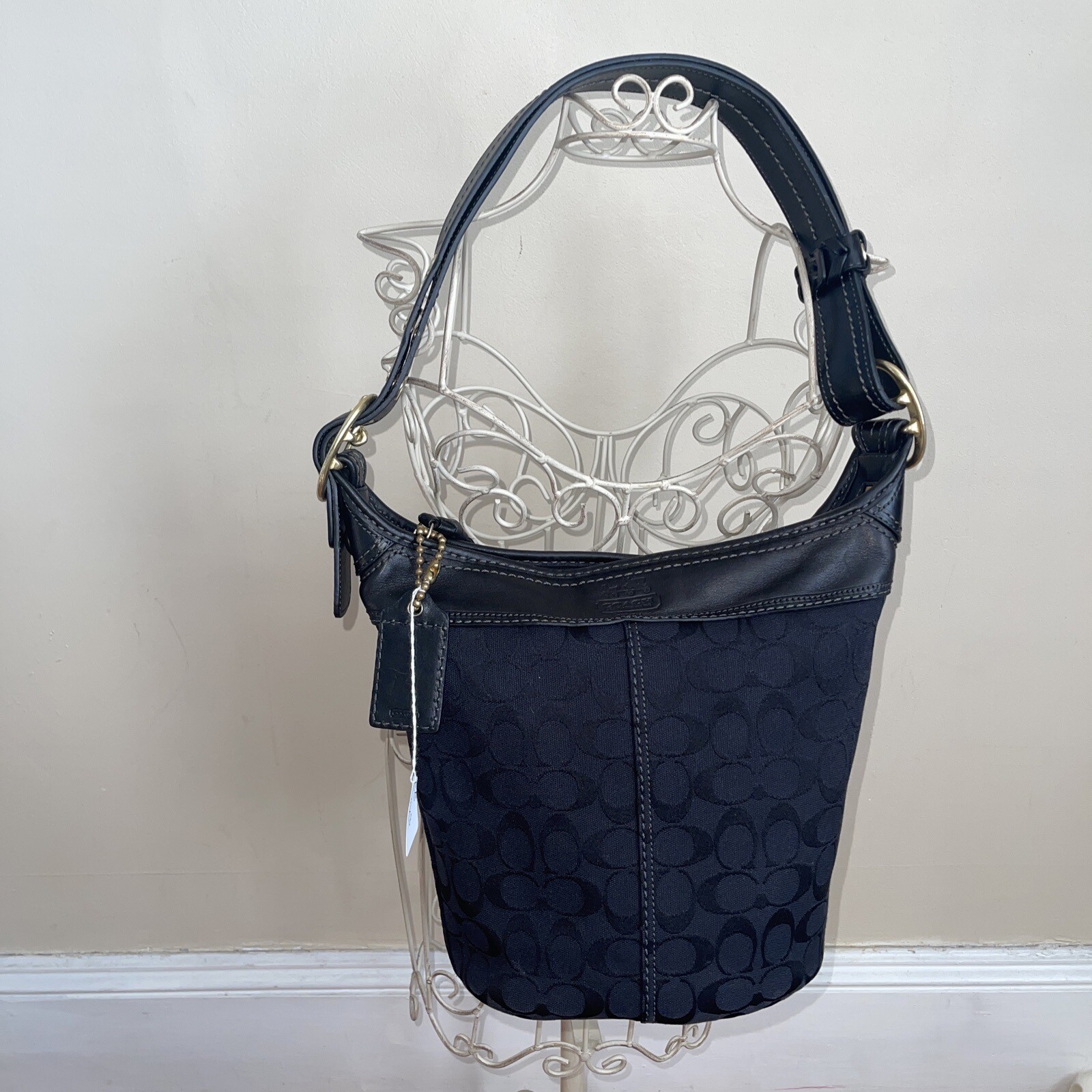 Coach Signature Canvas Bucket Shoulder Bag in Classic Black  -image