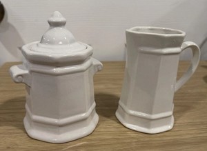 Vintage Pfaltzgraff HERITAGE WHITE Sugar Bowl with Lid and Creamer Pitcher