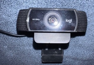 Logitech 1080p HD USB Webcam Built in Microphone Black GREAT CONDITION FAST SHIP