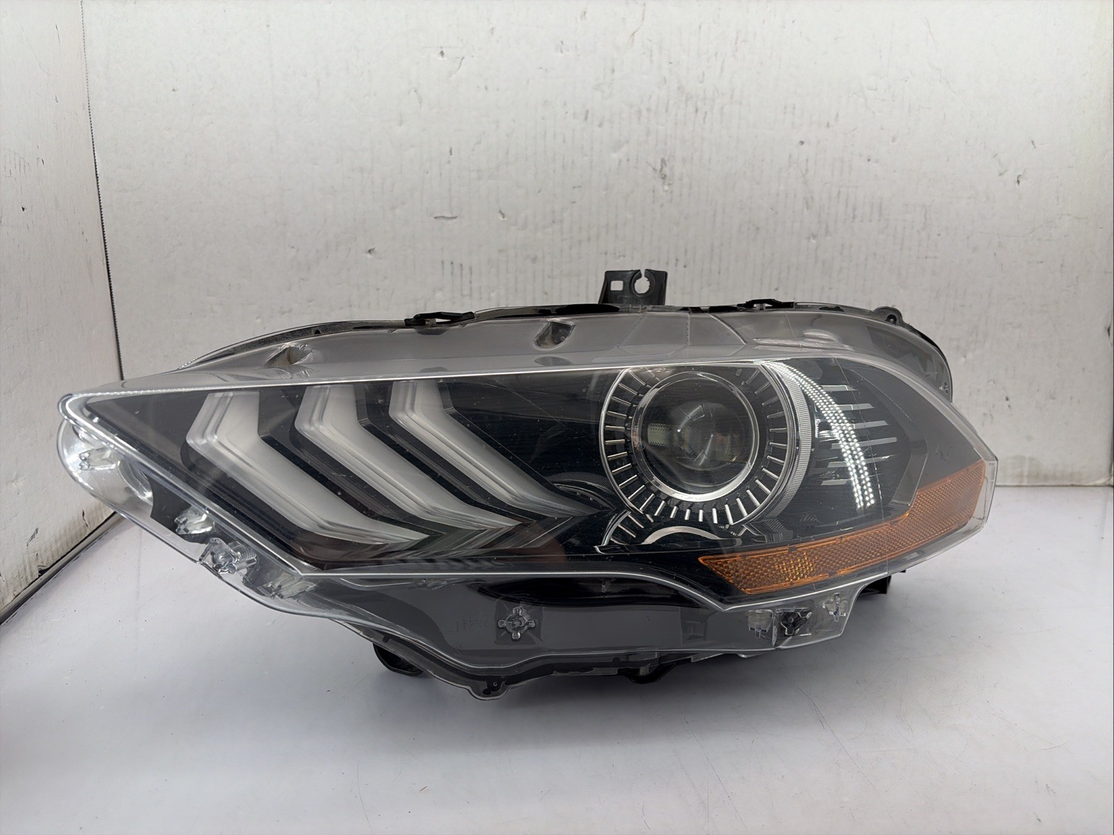 2018 2019 2020 2021 2022 2023 Ford Mustang Headlight Left LH Driver OEM LED