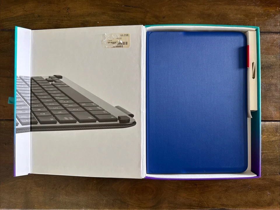 Logitech 920-006913 Type+ Case with Integrated Keyboard for iPad Air 2 - Blue - Image 3 of 4