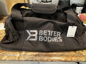 Better Bodies Medium 20L Black/Gray Duffle Gym Bag Zip Closure Logo Strap