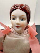 Antica bambola vintage boudoir in porcellana e stoffa letto o divano 7" grigio e rosa anni 20