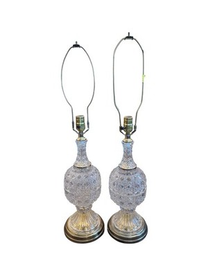 Vintage Set Of 2 Clear Mid Century Violeta Cut Table Lamps Unbranded 30  Tall