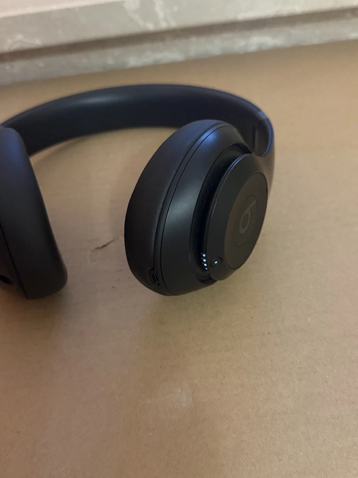 Beats Studio Pro, foto 3 di 4