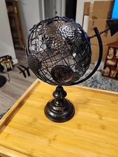 NWT Metal Wine Cork Cage Collector Globe "Corks Of The World"  Bronze/Brass Tone