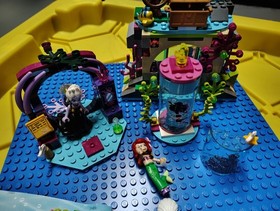 LEGO Disney: Ariel and the Magical Spell (41145) Mint Condition + Extra Plate