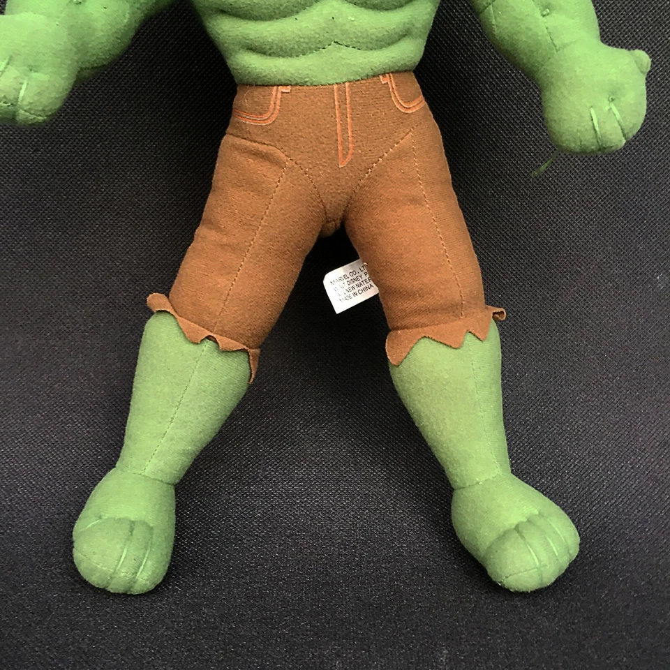 THE HULK PELUCHE 2013 HASBRO FIRST AVENGERS DISNEY MARVEL PERSONAJE JUGUETE 17,4′′ Foto 3 de 4