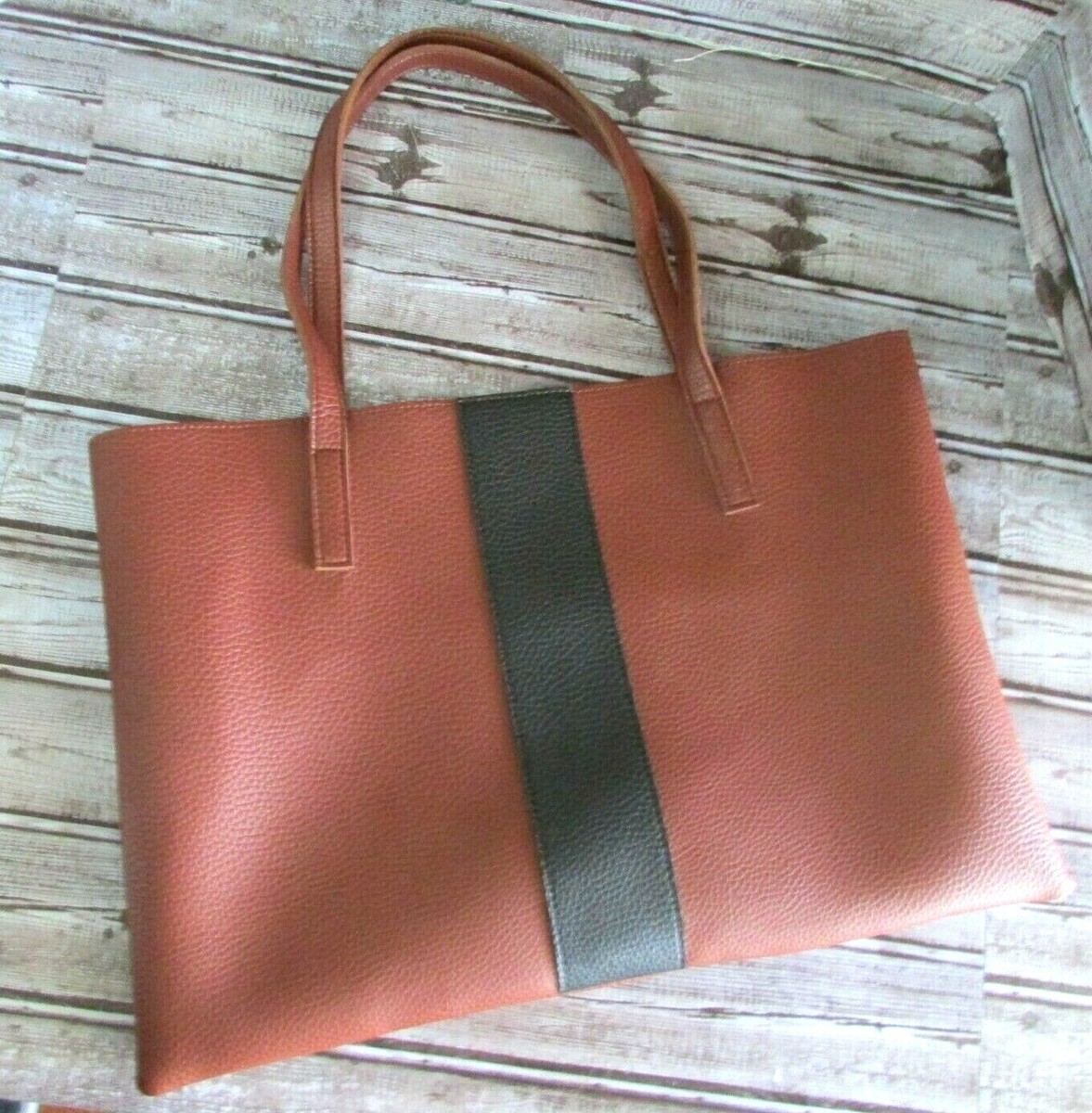 Vince Camuto Luck Tote Brown Black Vegan Leather Handbag Tote Bag Pebbled