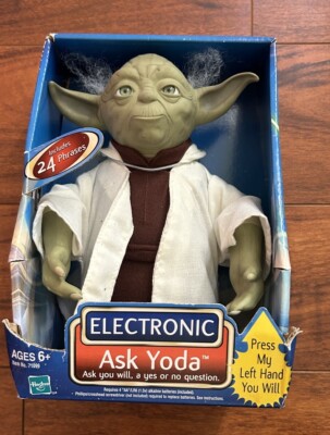 2004 Star Wars Original Trilogy Electronic Ask Yoda Puppe Figur NEU 