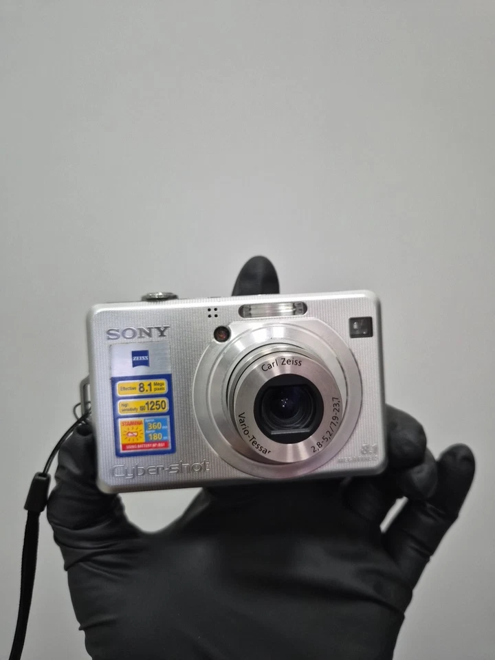 SONY Cyber-Shot DSC-W100 8.1 MP Digital Compact Camera - Silver Tested Gwo - Image 4 of 4