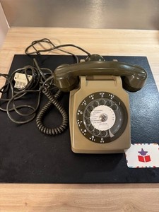 Ancien Téléphone SOCOTEL S63 À Touches - Couleur Crème - Col