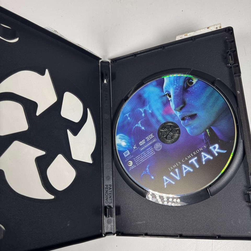 Avatar ; Année : 2009 ; USA Réalisateur : James Cameron ; Sam Worthington, Zoe Saldana film ; l'affiche (Fr Photo Stock - Alamy