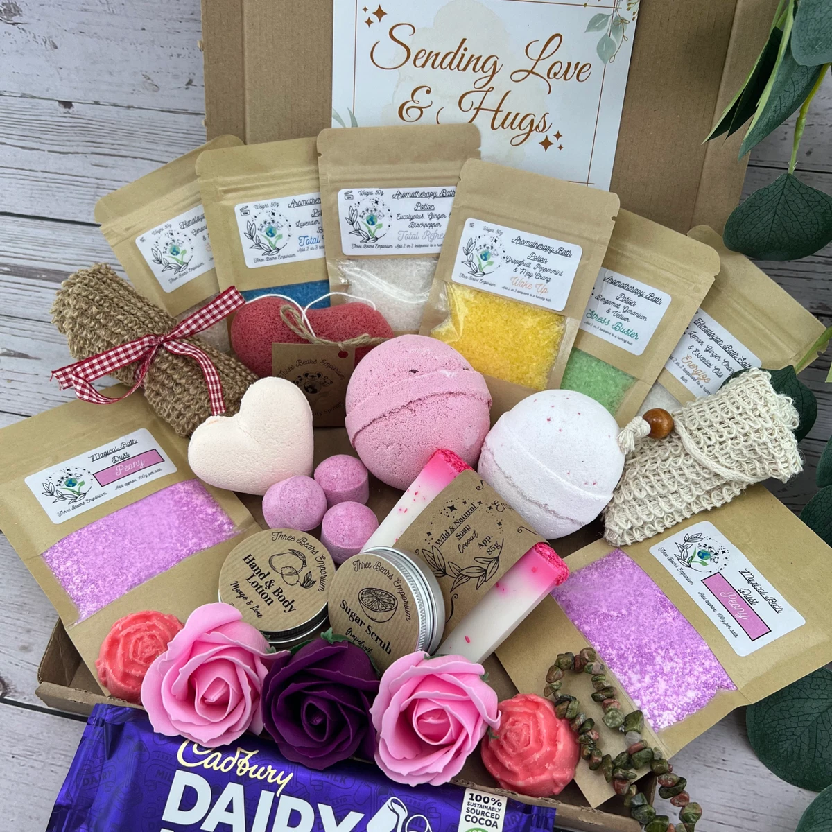 Christmas gifts for women BATH GIFT SET self care pamper hamper WIFE Bath Bombs
