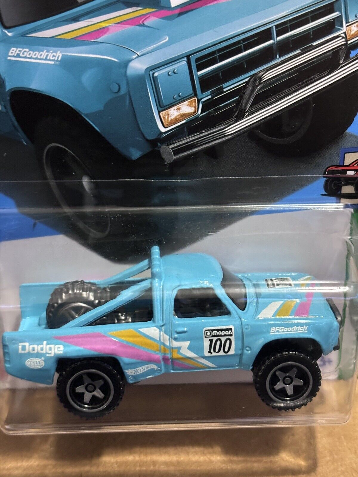 Picture 2 of 3