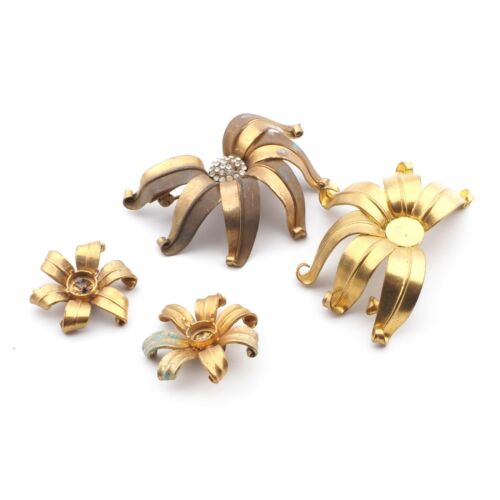 Lot (4) Czech Vintage gold tone metal flower pin brooch earring jewelry elements - Picture 1 of 2