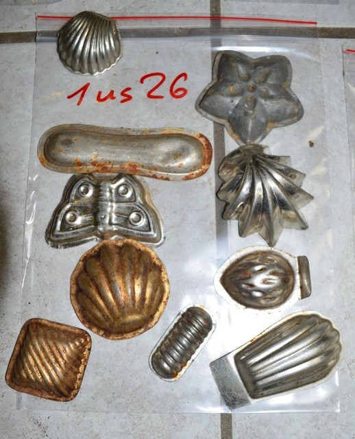 Antique german small tin vintage candy molds/ tart molds 1us26 eBay