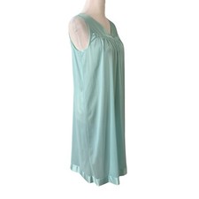 Vanity Fair Size Small Nightgown Vintage 1980s Aqua Blue Azure Mist Nylon USA