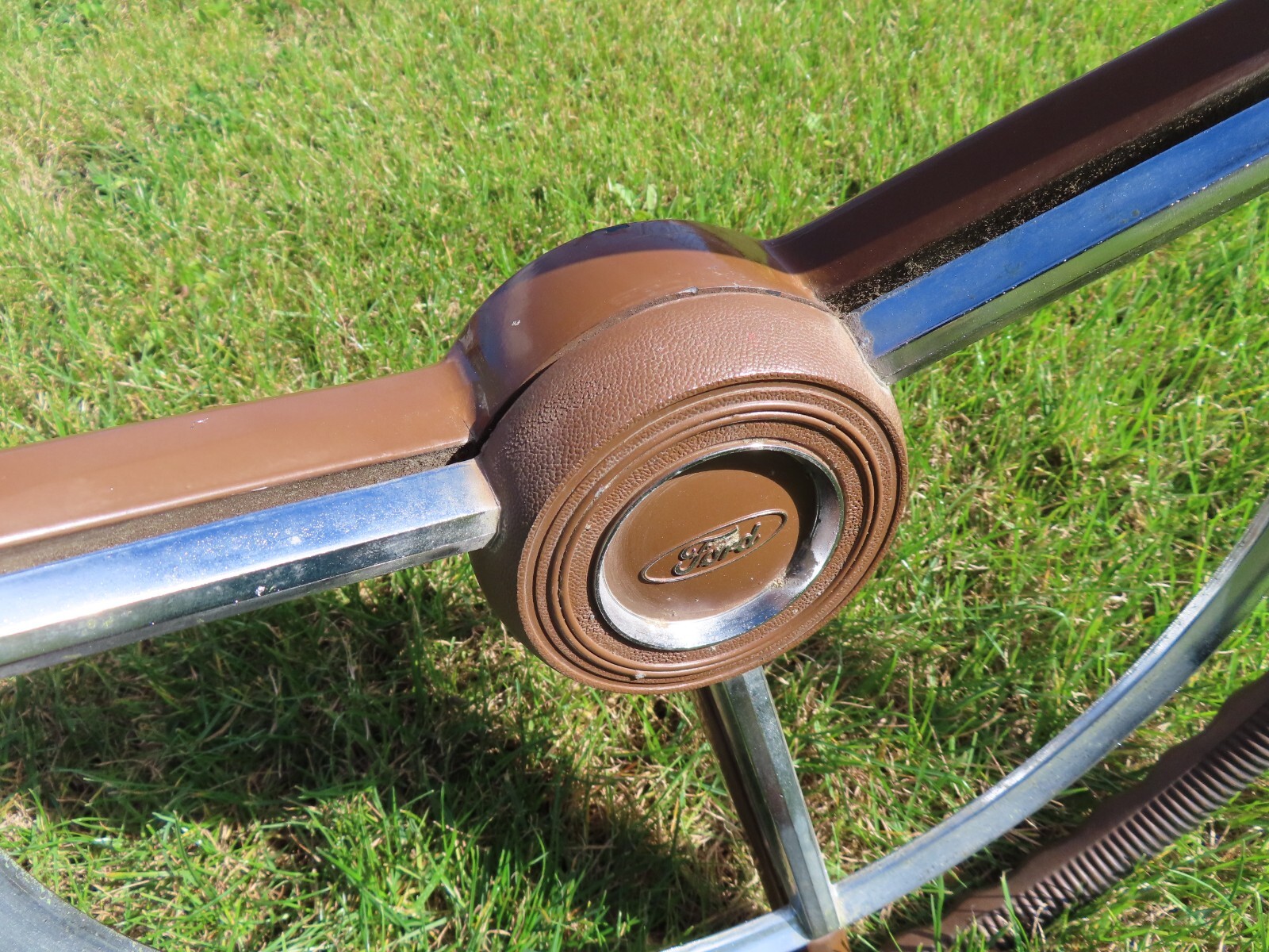 Used 1969 1974 Ford Econoline Van steering wheel horn button ring