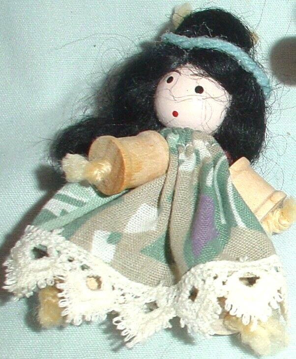 VINTAGE SPOOL ORNAMENT from MARY MAXIM KIT - INDIAN GIRL  3"