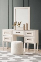 Eleganter Schminktisch Im Modernen Design Mit Praktischer AblagefläChe
