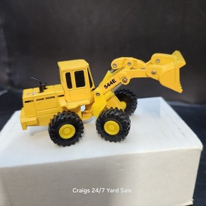 ERTL John Deere 544E Front End Loader Ag  Farm 1989 1:64