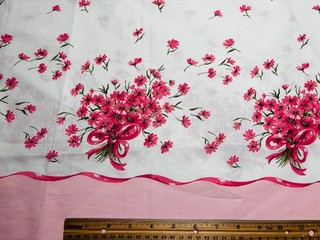 Antique Vintage Cotton Fabric 1940s Pink Daisies Border Print ABC Corp 35w 1yd