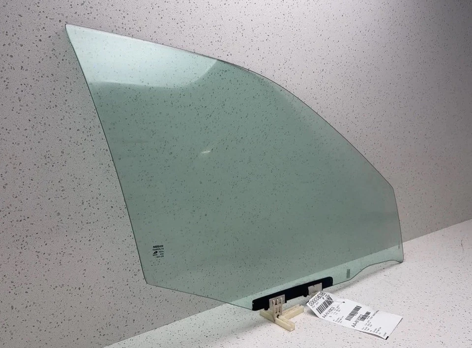 00 01 02 03 04 05 06 NISSAN SENTRA Front Door Glass/window Nissan Right - Image 2 of 4