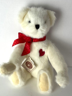 Boyds Bear True Luv B. Mine White W/ Red Heart Plush Bear Pre Owned