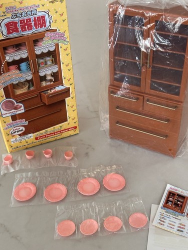 New Rement Rare Brown Kitchen Cabinet Mint In Box - Picture 3 of 11