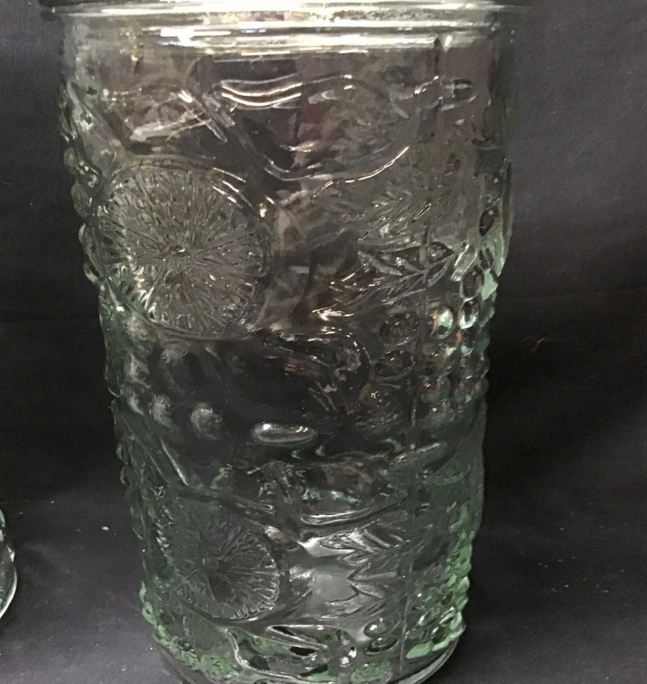 Tarros de cristal retro con cierre de alambre. Tintado de verde. Juego de 2 Foto 4 de 4