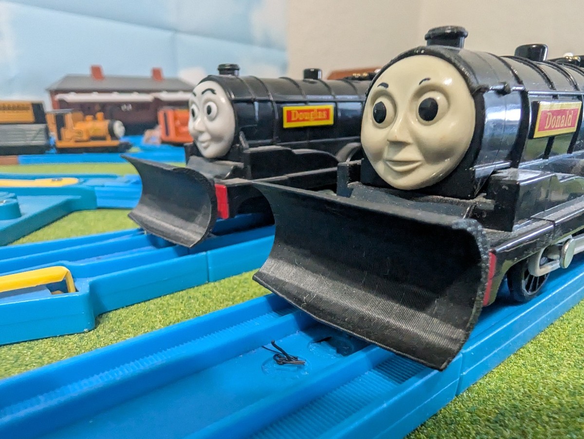トーマス　ブリングス Thomas And Friends 3d Printed Custom Scottish Twins Snowplow For