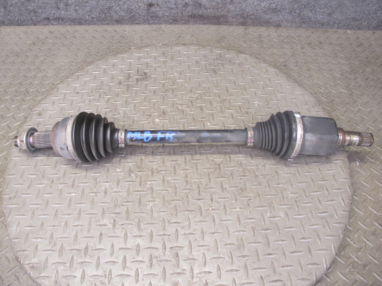 2017-2020 MASERATI LEVANTE M161 3.0L AWD FRONT RIGHT SIDE SUSPENSION AXLE SHAFT