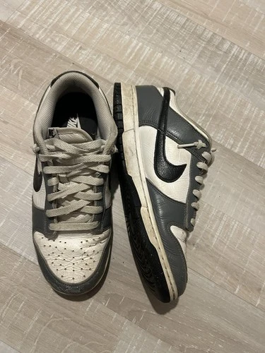 Nike Dunk Low Sneaker Herren Jungen Gr. 42 weiß grau schwarz GEBRAUCHT