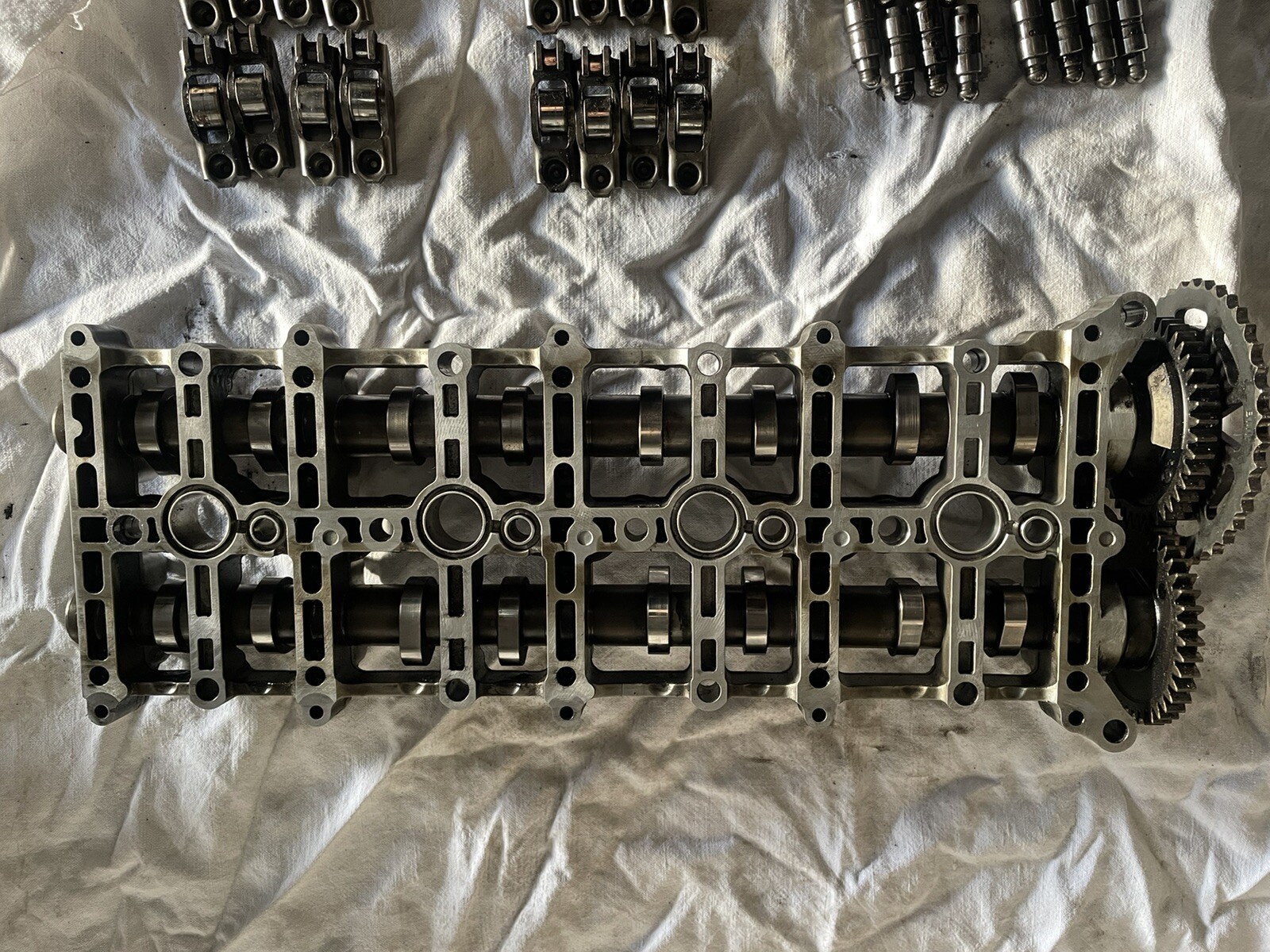 BMW Mini N47 Engine Camshafts With Carrier Rockers Set 7797511 N47C20A