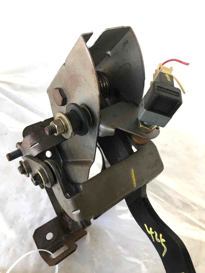 2005 HYUNDAI ELANTRA ножной напольный тормоз педаль рычаг в сборе 2,0 л 4 цилиндра OEM - Изображение 3 из 4