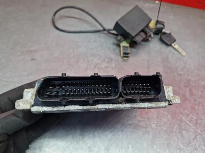 Centralina motore Seat Inca 9KS 038906013AN P22713651 - Immagine 3 di 4