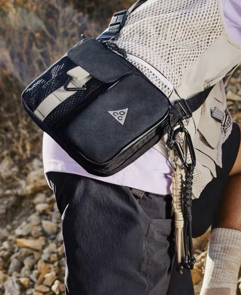 Nike ACG Daymax Crossbody Bag Unisex Sports Casual Lifestyle Bag