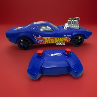 Hot Wheels RC Car 1:16 Scale Rodger Dodger Remote-Control Vehicle