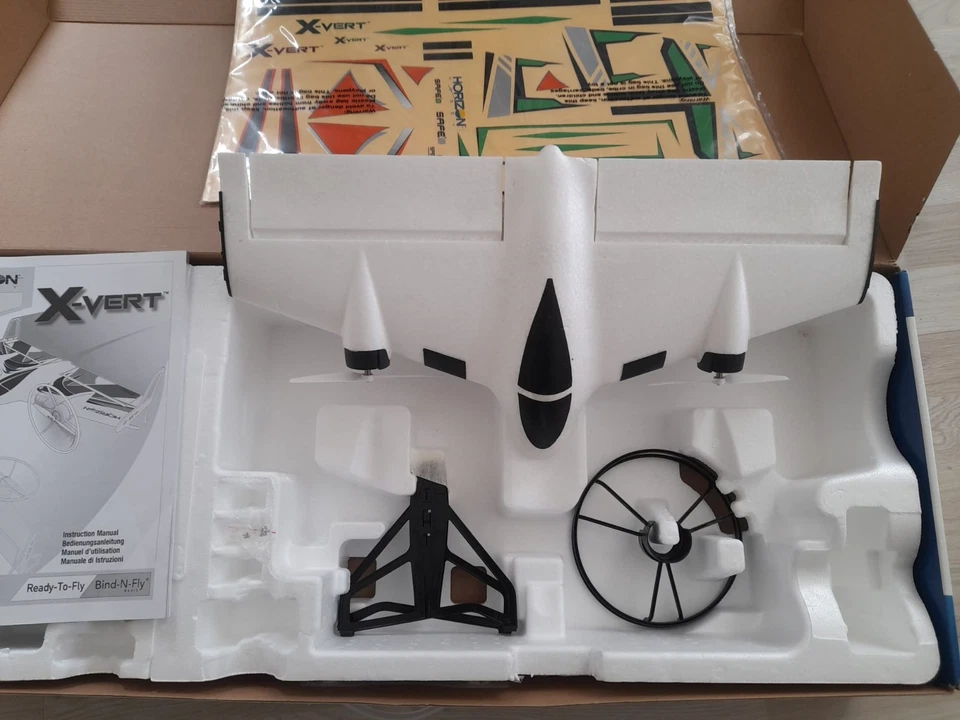 Rarität  Horizon E-flite X-Vert VTOL Senkrechtstarter neu - Bild 4 von 4