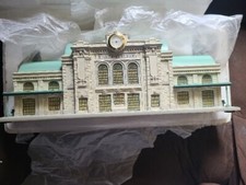 Hawthorne Union Station Clock & Light Working with Certificate Of Authenticity