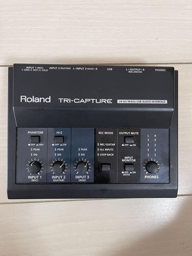 Roland UA-33 TRI-CAPTURE USB Audio Interface 24bit 96kHz Black UA33