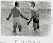1967 Press Photo Johnny Carson and Jack Drury in Ft. Lauderdale, Florida